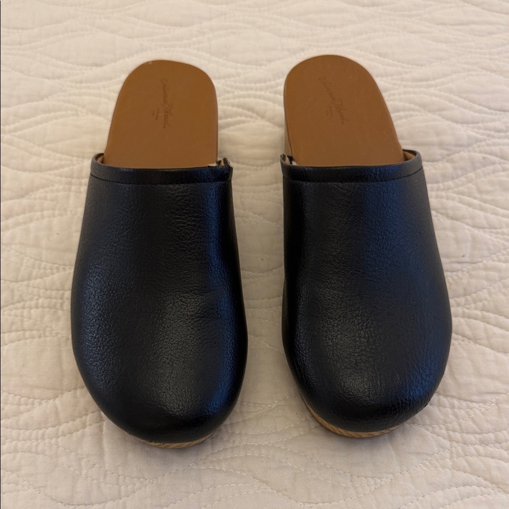 Universal Thread Dark Leather Mules - image 1